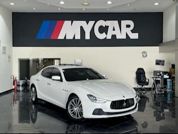 مزاراتي  جيبلي  2016  اوتوماتيك  78,000 كم  6 سلندر  دفع خلفي  سيدان  أبيض  تحت الضمان