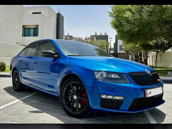 سكودا  أوكتافيا  ار اس  2015  اوتوماتيك  140,000 كم  4 سلندر  سحب امامي  سيدان  ازرق