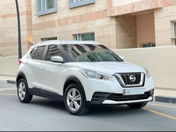 نيسان  كيكس  2020  اوتوماتيك  126,000 كم  4 سلندر  سحب امامي  اس يو في  أبيض