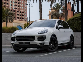 Porsche  Cayenne  S  2016  Automatic  125,000 Km  8 Cylinder  Four Wheel Drive (4WD)  SUV  White  With Warranty