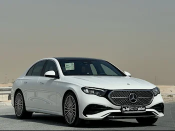 مرسيدس - بنز  اي - كلاس  200 AMG  2025  اوتوماتيك  0 كم  4 سلندر  دفع خلفي  سيدان  أبيض  تحت الضمان