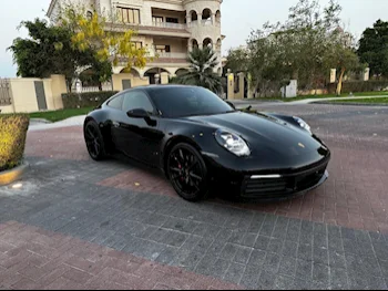 Porsche  911  Carrera S  2022  Automatic  18,000 Km  6 Cylinder  Rear Wheel Drive (RWD)  Coupe / Sport  Black