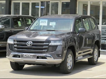 تويوتا  لاند كروزر  جي اكس  2025  اوتوماتيك  0 كم  6 سلندر  دفع رباعي  اس يو في  رمادي  تحت الضمان