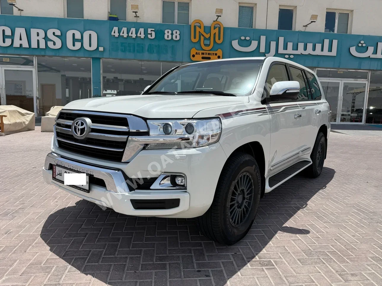 Toyota  Land Cruiser  GXR  2020  Automatic  47,000 Km  8 Cylinder  Four Wheel Drive (4WD)  SUV  White