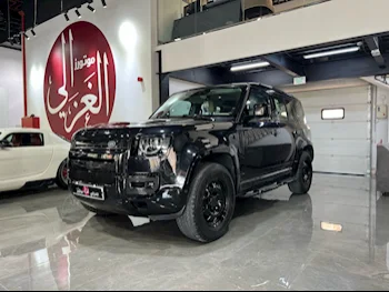 Land Rover  Defender  110 SE  2023  Automatic  63,000 Km  4 Cylinder  Four Wheel Drive (4WD)  SUV  Black  With Warranty