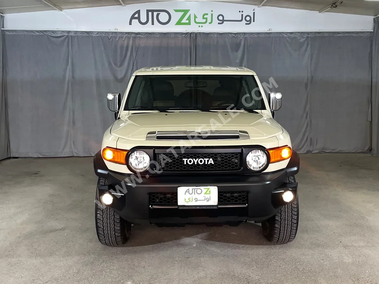Toyota  FJ Cruiser  Final Edition  2023  Automatic  48,700 Km  6 Cylinder  Four Wheel Drive (4WD)  SUV  Beige  With Warranty