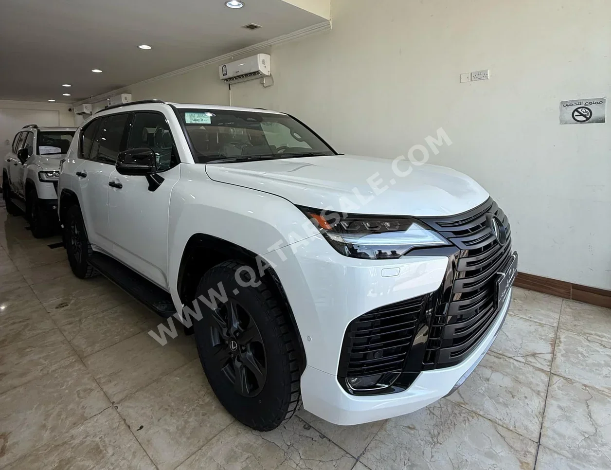 Lexus  LX  700 h  2025  Automatic  0 Km  6 Cylinder  Four Wheel Drive (4WD)  SUV  White  With Warranty