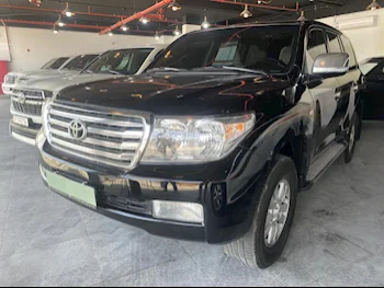 Toyota  Land Cruiser  GXR  2008  Automatic  295,000 Km  8 Cylinder  Four Wheel Drive (4WD)  SUV  Black