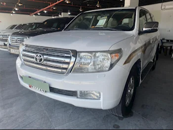تويوتا  لاند كروزر  جي اكس ار  2010  اوتوماتيك  340,000 كم  8 سلندر  دفع رباعي  اس يو في  أبيض