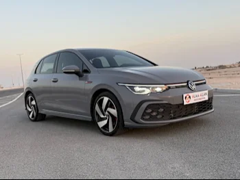 فوكس واغن  غولف  جي تي اي  2023  اوتوماتيك  68,000 كم  4 سلندر  سحب امامي  هاتشباك  رمادي  تحت الضمان