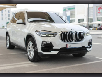 BMW  X-Series  X5  2019  Automatic  92,000 Km  6 Cylinder  Four Wheel Drive (4WD)  SUV  White