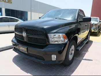 دودج  رام  1500  2017  اوتوماتيك  241,000 كم  8 سلندر  دفع رباعي  بيكب  أسود