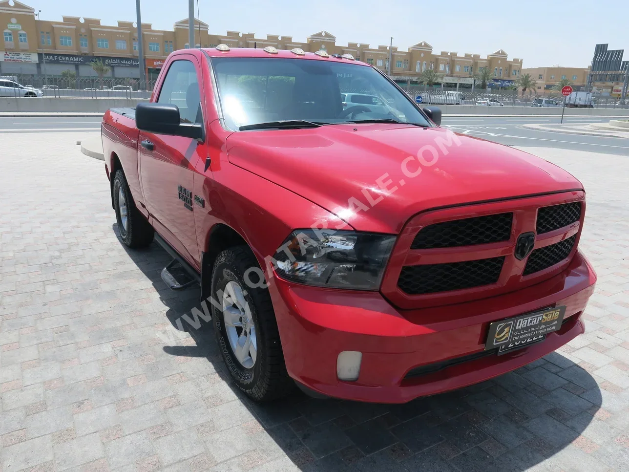 دودج  رام  1500  2021  اوتوماتيك  192,000 كم  8 سلندر  دفع رباعي  بيكب  أحمر