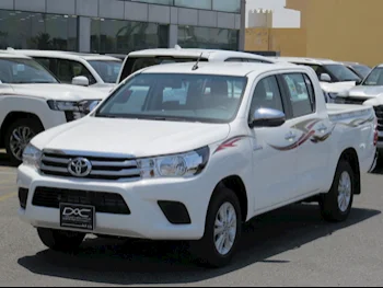 تويوتا  هاي لوكس  2025  اوتوماتيك  0 كم  4 سلندر  دفع خلفي  بيكب  أبيض  تحت الضمان