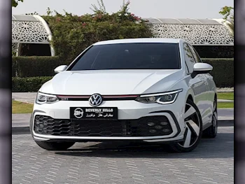 فوكس واغن  غولف  جي تي اي  2023  اوتوماتيك  34,250 كم  4 سلندر  سحب امامي  هاتشباك  أبيض  تحت الضمان