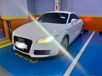 Audi  TT  2011  Automatic  41,000 Km  4 Cylinder  All Wheel Drive (AWD)  Coupe / Sport  White