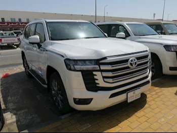 Toyota  Land Cruiser  GXR  2024  Automatic  0 Km  6 Cylinder  Four Wheel Drive (4WD)  SUV  White  With Warranty