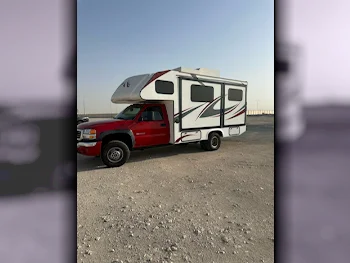 كرفان - 2024  - أحمر  -صنع في قطر  - 95,000 كم