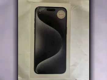 ابل  - ايفون 15  - برو ماكس  - تيتانيوم أسود  - 256 جيجابايت