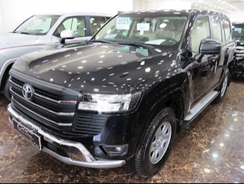  تويوتا  لاند كروزر  جي اكس  2025  اوتوماتيك  0 كم  6 سلندر  دفع رباعي  اس يو في  أسود  تحت الضمان