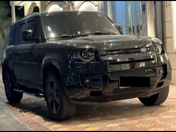 لاند روفر  ديفيندر  110 اكس داينمك  2023  اوتوماتيك  37,000 كم  6 سلندر  دفع رباعي  اس يو في  أسود  تحت الضمان