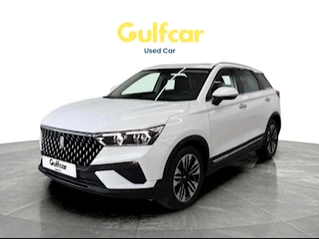 Bestune  T77  2023  Automatic  31,044 Km  4 Cylinder  Front Wheel Drive (FWD)  SUV  White  With Warranty