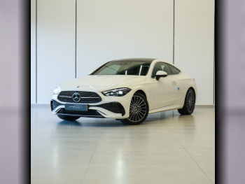 مرسيدس - بنز  سي ال اي  200  2024  اوتوماتيك  8,800 كم  4 سلندر  دفع خلفي  كوبيه \ سبورت  أبيض  تحت الضمان