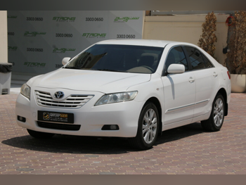 تويوتا  كامري  جي ال اكس  2009  اوتوماتيك  157,000 كم  4 سلندر  سحب امامي  سيدان  أبيض لؤلؤي