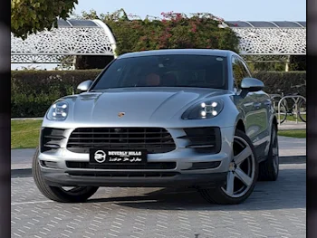 بورش  ماكان  2020  اوتوماتيك  45,350 كم  4 سلندر  دفع رباعي  اس يو في  فضي  تحت الضمان