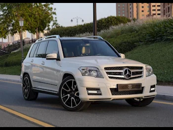 مرسيدس - بنز  جي ال كيه  300  2013  اوتوماتيك  110,000 كم  6 سلندر  دفع رباعي  اس يو في  أبيض