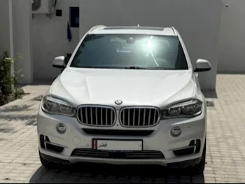 بي ام دبليو  الفئة - اكس  اكس 5 ام  2016  اوتوماتيك  124,000 كم  8 سلندر  دفع رباعي  اس يو في  ابيض رملي