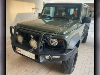 سوزوكي  جمني  2020  اوتوماتيك  32,000 كم  4 سلندر  دفع رباعي  اس يو في  أخضر