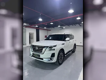 Nissan  Patrol  Titanium  2020  Automatic  123,000 Km  8 Cylinder  Four Wheel Drive (4WD)  SUV  White