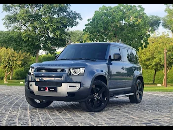 لاند روفر  ديفيندر  110 اتش اس اي  2021  اوتوماتيك  64,000 كم  6 سلندر  دفع رباعي  اس يو في  أزرق غامق  تحت الضمان