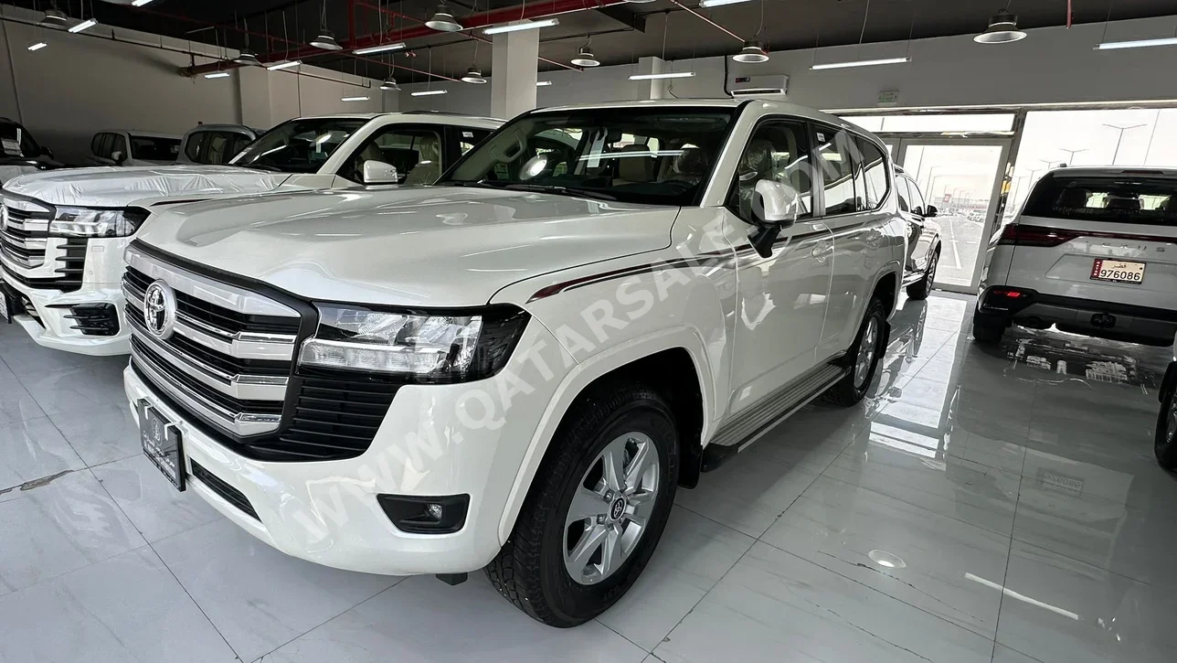 تويوتا  لاند كروزر  جي اكس ار  2024  اوتوماتيك  0 كم  6 سلندر  دفع رباعي  اس يو في  أبيض  تحت الضمان
