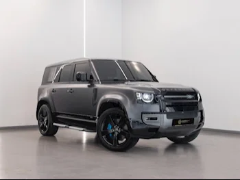 Land Rover  Defender  110 X  2022  Automatic  49,900 Km  8 Cylinder  Four Wheel Drive (4WD)  SUV  Gray Matte  With Warranty