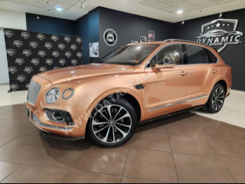 Bentley  Bentayga  Mulliner  2018  Automatic  79,000 Km  12 Cylinder  All Wheel Drive (AWD)  SUV  Copper