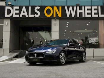 مزاراتي  جيبلي  2016  اوتوماتيك  61,000 كم  6 سلندر  دفع خلفي  سيدان  أزرق غامق