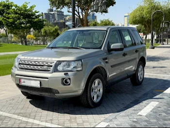 لاند روفر  2 إل آر  أس اي  2014  اوتوماتيك  84,000 كم  6 سلندر  دفع رباعي  اس يو في  ذهبي