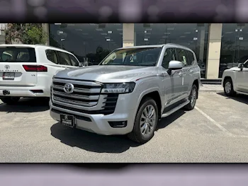 Toyota  Land Cruiser  GXR  2024  Automatic  0 Km  6 Cylinder  Four Wheel Drive (4WD)  SUV  Silver  With Warranty