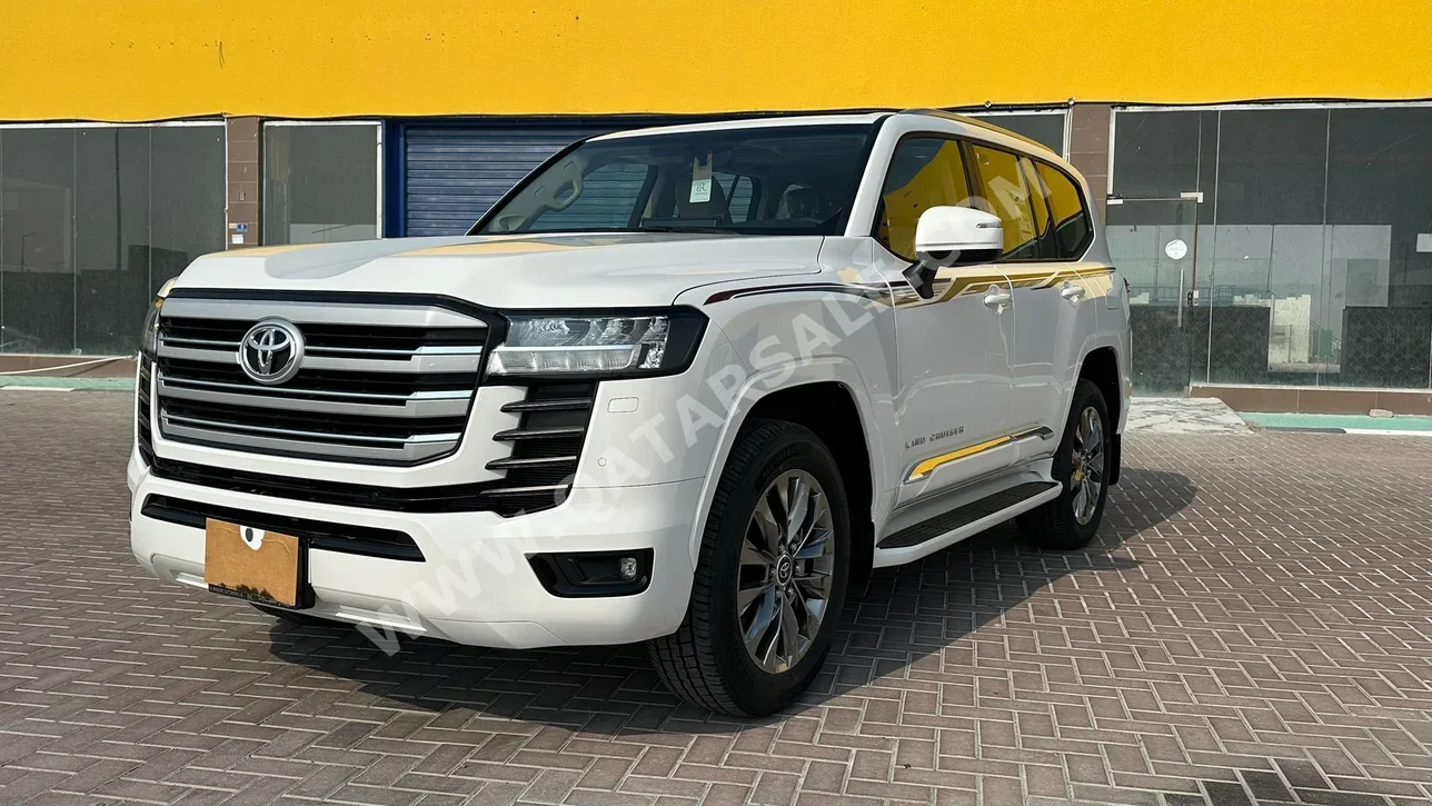 Toyota  Land Cruiser  GXR Twin Turbo  2024  Automatic  0 Km  6 Cylinder  Four Wheel Drive (4WD)  SUV  White  With Warranty