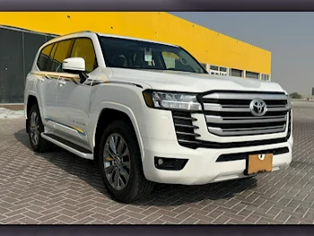 تويوتا  لاند كروزر  جي اكس ار توين توربو  2024  اوتوماتيك  0 كم  6 سلندر  دفع رباعي  اس يو في  أبيض  تحت الضمان