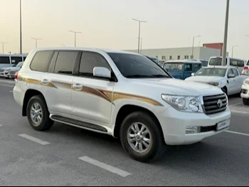 Toyota  Land Cruiser  GX  2008  Automatic  299,000 Km  6 Cylinder  Four Wheel Drive (4WD)  SUV  White
