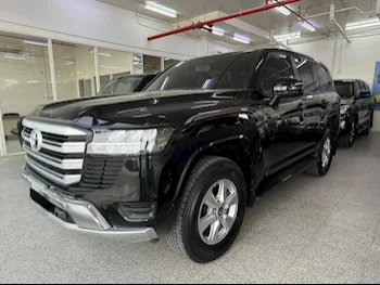 Toyota  Land Cruiser  GXR  2022  Automatic  149,000 Km  6 Cylinder  Four Wheel Drive (4WD)  SUV  Black