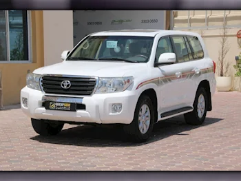 Toyota  Land Cruiser  GXR  2012  Automatic  38,000 Km  6 Cylinder  Four Wheel Drive (4WD)  SUV  White