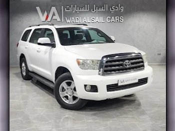 Toyota  Sequoia  2012  Automatic  404,000 Km  8 Cylinder  Four Wheel Drive (4WD)  SUV  White
