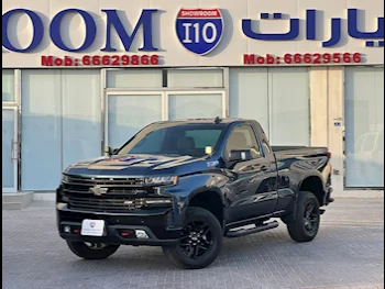 شفروليه  سلفرادو  ال تي تريل بوس زد 71  2021  اوتوماتيك  109,000 كم  8 سلندر  دفع رباعي  بيكب  أزرق غامق