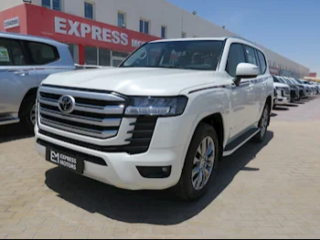 تويوتا  لاند كروزر  جي اكس ار  2025  اوتوماتيك  0 كم  6 سلندر  دفع رباعي  اس يو في  أبيض  تحت الضمان