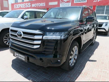تويوتا  لاند كروزر  جي اكس ار  2025  اوتوماتيك  0 كم  6 سلندر  دفع رباعي  اس يو في  أسود  تحت الضمان