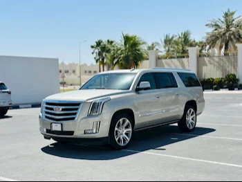 Cadillac  Escalade  ESV  2016  Automatic  180,000 Km  8 Cylinder  Four Wheel Drive (4WD)  SUV  Beige
